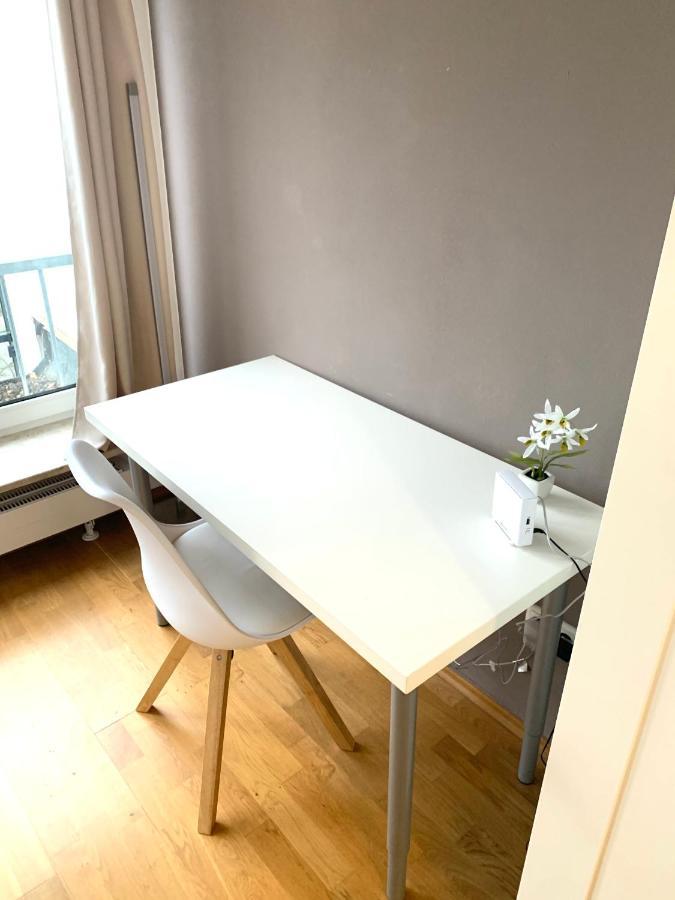 Beautiful Premium Apartment, Near University , Wifi , Free Parking Regensburg Eksteriør billede